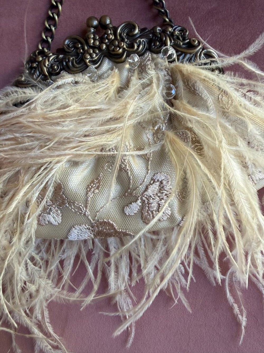Evening bag w/ satin, feathers & crystal. Champagne tan color, vintage-inspired! - Picture 4 of 5